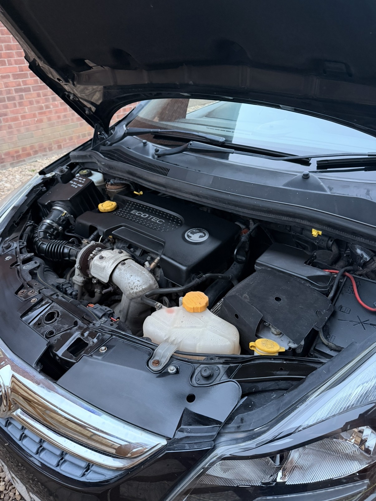 Detailed engine bay of a Vauxhall Astra